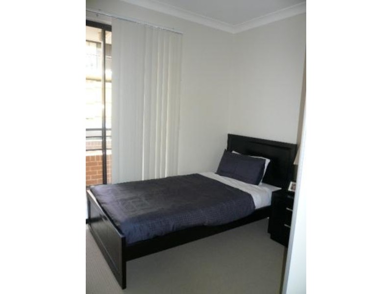 18/3-5 Talbot Road, Guildford NSW 2161